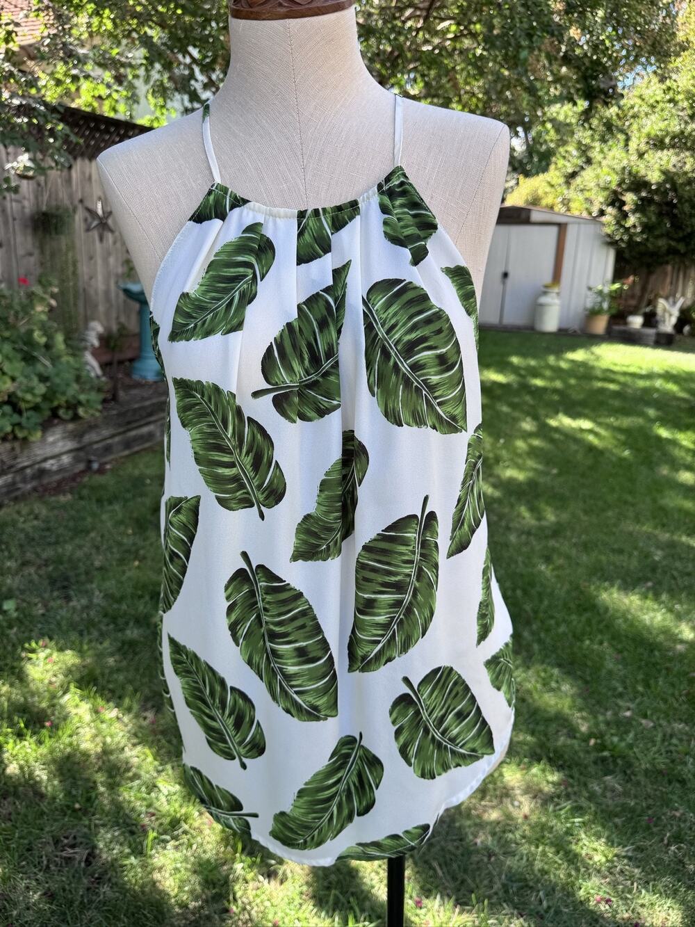 Alice Blue Women's S Floral Halter Sleeveless Top Lightweight Relaxed Fit